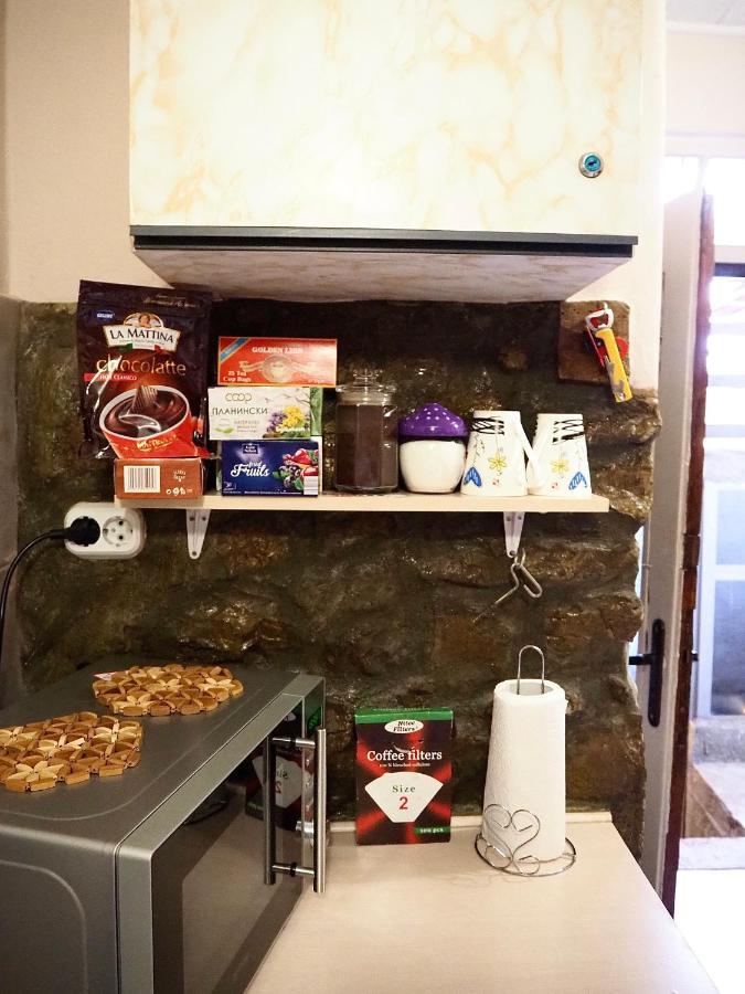 Authentic Guest Stay In The Heart Of Veliko Tarnovo Студио С Изглед Към Царевец Kültér fotó
